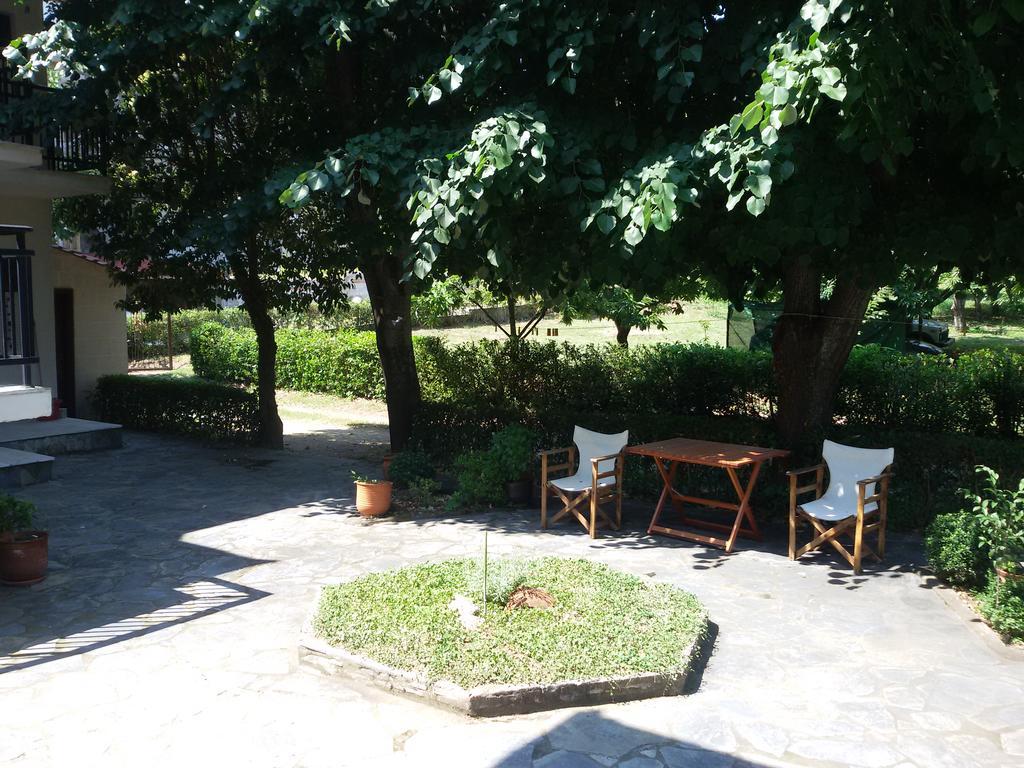 Paparizou Apartments Kokkino Nero Ngoại thất bức ảnh