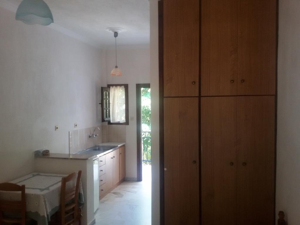 Paparizou Apartments Kokkino Nero Ngoại thất bức ảnh