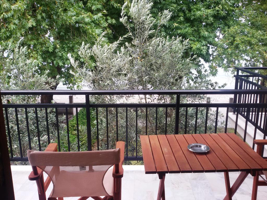Paparizou Apartments Kokkino Nero Ngoại thất bức ảnh