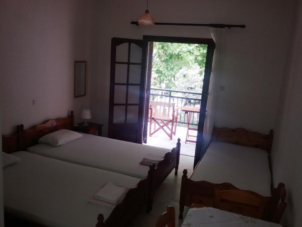 Paparizou Apartments Kokkino Nero Ngoại thất bức ảnh