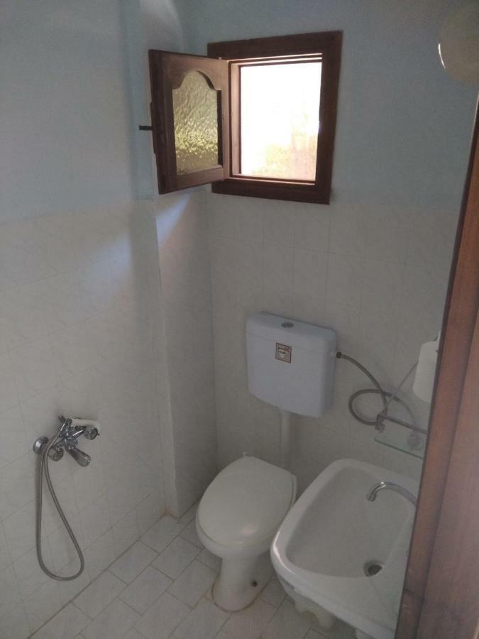 Paparizou Apartments Kokkino Nero Ngoại thất bức ảnh